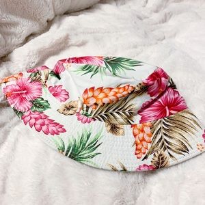 Floral print bucket hat